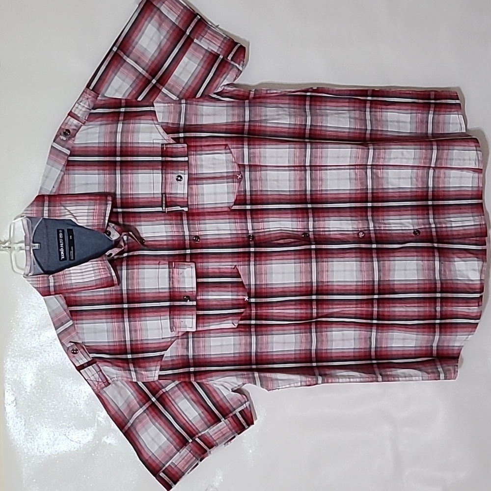 Ecko Unltd. Men's Red and White Plaid Button Down Short Sleeve Shirt - Size 3XL
